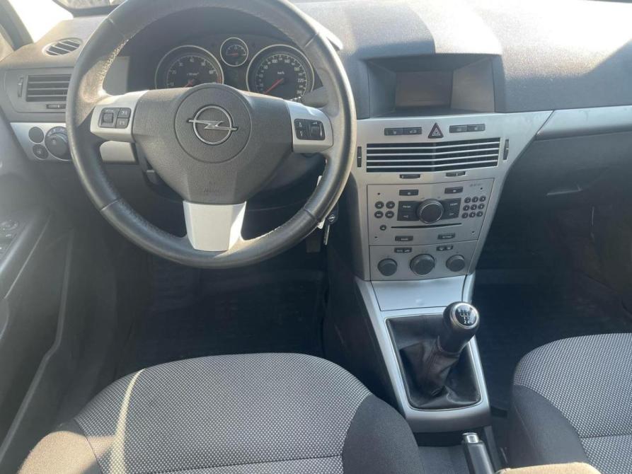 Opel Astra H Рестайлинг Череповец  - изображение 11
