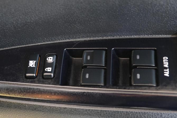 Toyota Corolla XI (E160 E170) Рестайлинг 2 с пробегом 2015 года, цена 1 479 000 рублей, 99700 км, универсал, Автокод Объявления