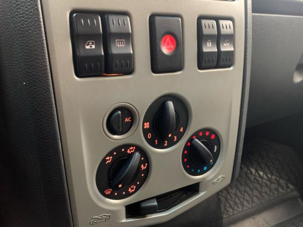 Renault Logan I с пробегом 2006 года, цена 219 000 рублей, 224486 км, седан, Автокод Объявления