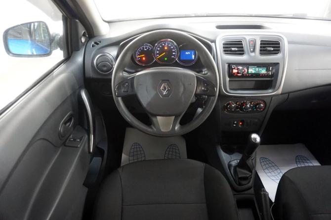 Renault Sandero II с пробегом 2016 года, цена 915 000 рублей, 78100 км, хэтчбек, Автокод Объявления