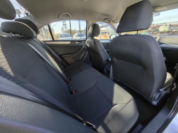 Volkswagen Jetta VI с пробегом 2015 года, цена 999 000 рублей, 125000 км, седан, Автокод Объявления