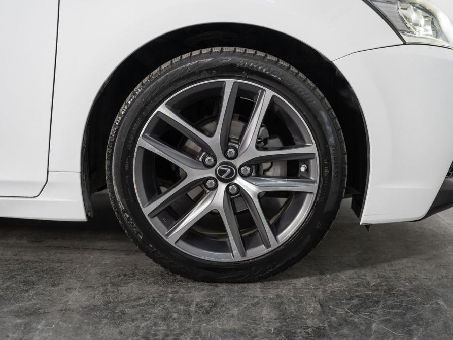 Lexus CT I Рестайлинг Иркутск  - изображение 21