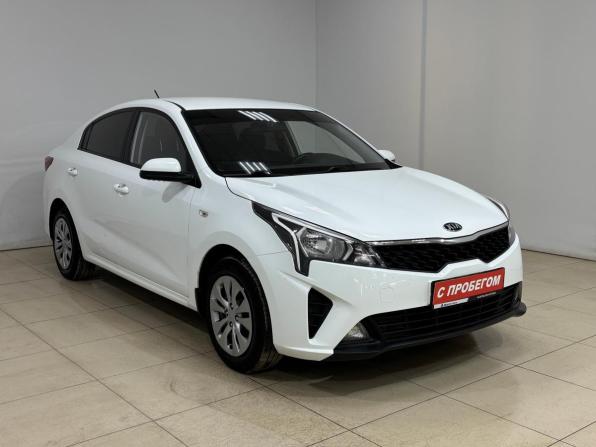 Kia Rio IV Рестайлинг с пробегом 2020 года, цена 1 495 000 рублей, 100629 км, седан, Автокод Объявления