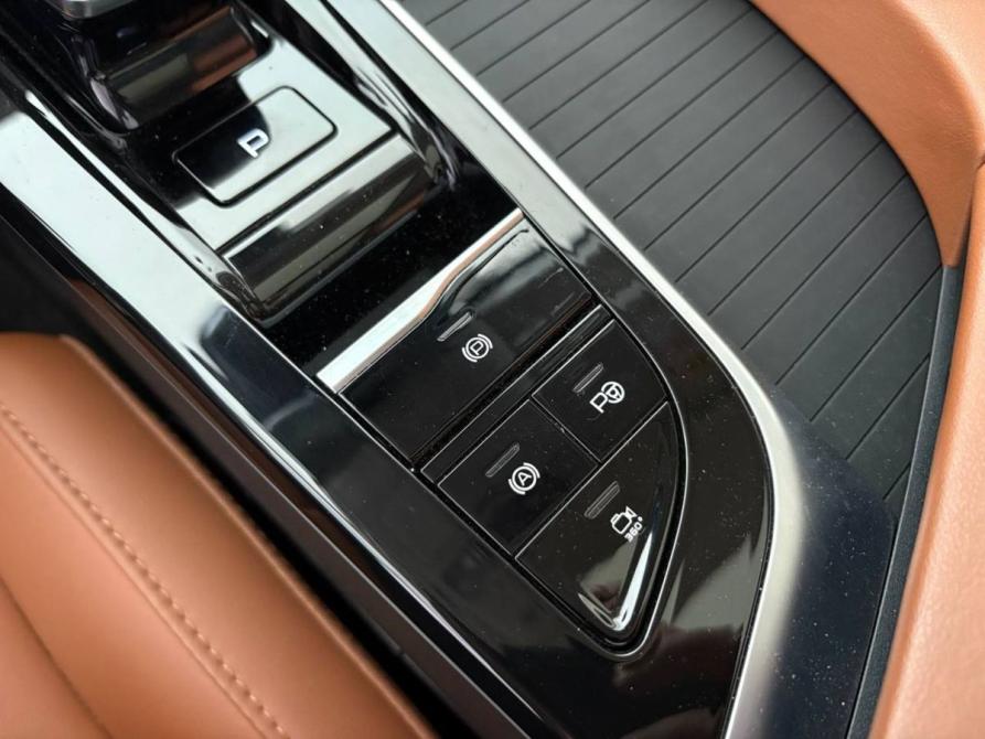 FAW Bestune B70 I Ярославль  - изображение 13