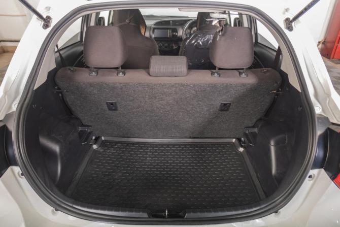 Toyota Vitz III (XP130) Рестайлинг 2 с пробегом 2019 года, цена 1 549 000 рублей, 66500 км, хэтчбек, Автокод Объявления