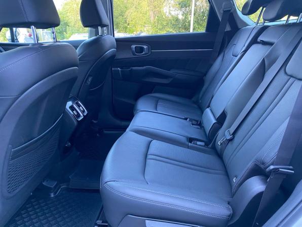 Kia Sorento IV Рестайлинг с пробегом 2024 года, цена 4 999 000 рублей, 37212 км, внедорожник, Автокод Объявления