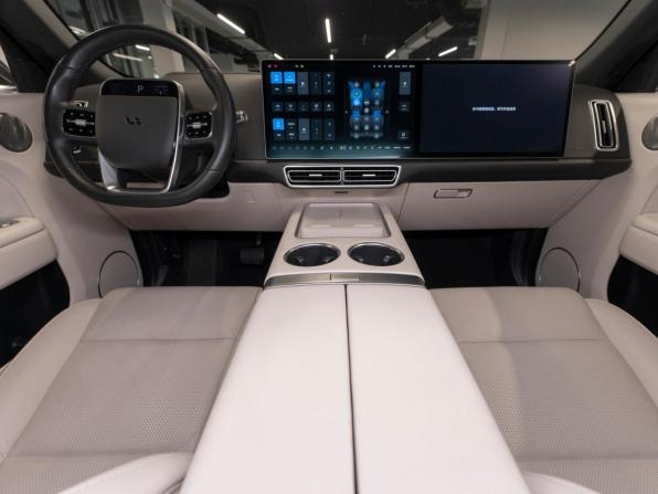 Li Auto (Lixiang) L7 I с пробегом 2024 года, цена 5 845 000 рублей, 45012 км, внедорожник, Автокод Объявления
