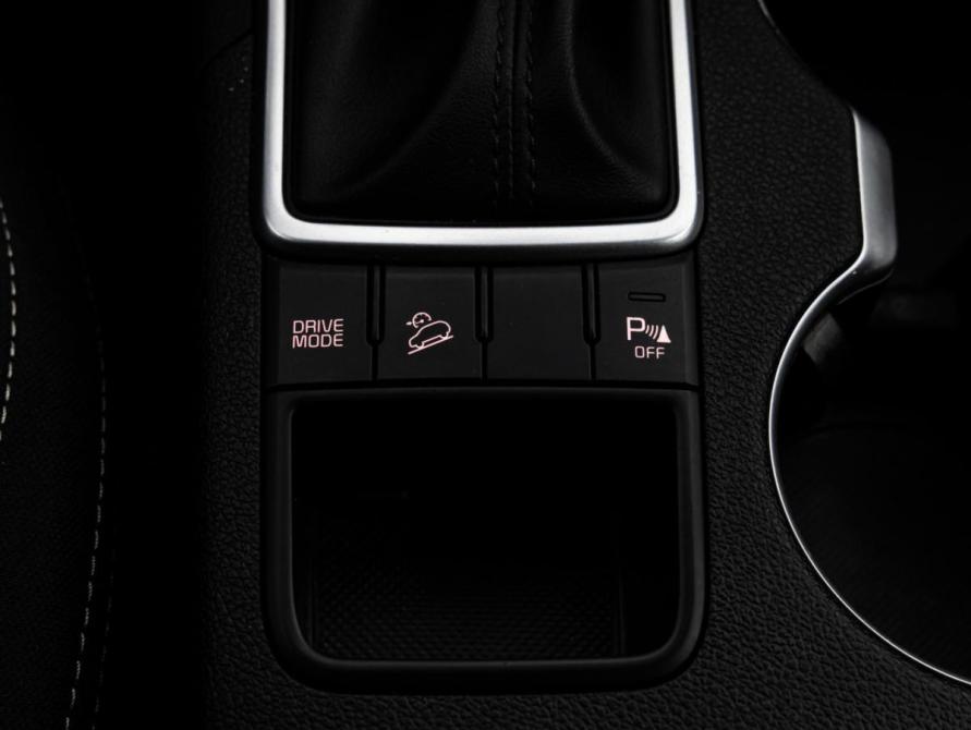 Kia Sportage IV Рестайлинг Санкт-Петербург  - изображение 19