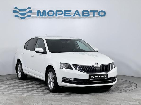 Skoda Octavia III (A7) Рестайлинг с пробегом 2018 года, цена 1 890 000 рублей, 92500 км, лифтбек, Автокод Объявления