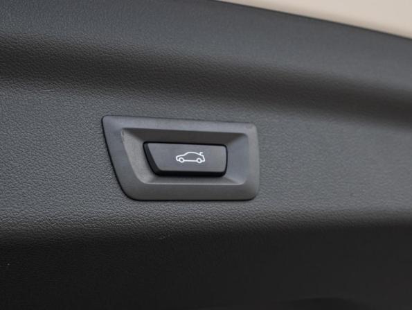 BMW X1 III (U11/U12) с пробегом 2025 года, цена 5 300 000 рублей, 1737 км, внедорожник, Автокод Объявления