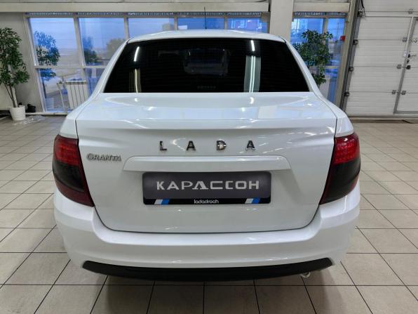 Lada (ВАЗ) Granta I Рестайлинг с пробегом 2022 года, цена 760 000 рублей, 116000 км, седан, Автокод Объявления