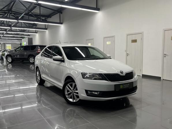 Skoda Rapid I Рестайлинг с пробегом 2017 года, цена 1 275 000 рублей, 139301 км, лифтбек, Автокод Объявления