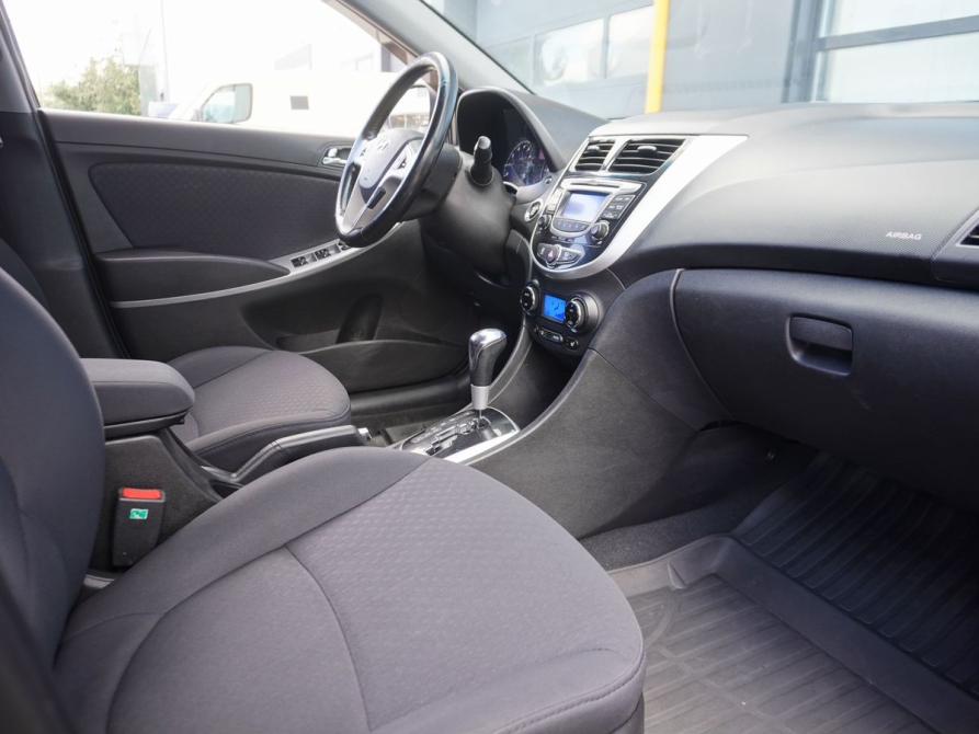 Hyundai Solaris I Москва  - изображение 11