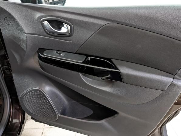 Renault Kaptur I Рестайлинг с пробегом 2020 года, цена 1 550 000 рублей, 49287 км, внедорожник, Автокод Объявления
