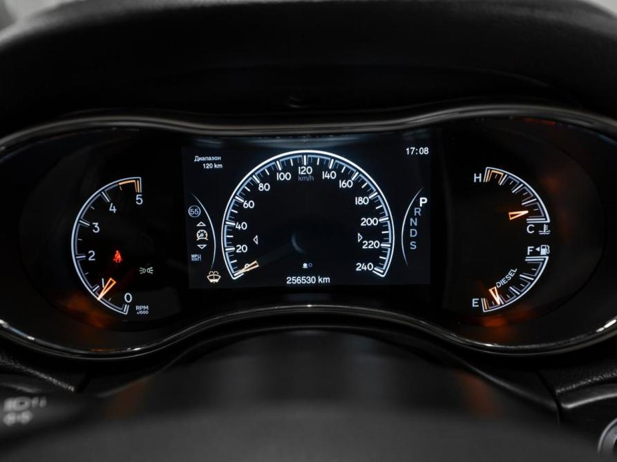 Jeep Grand Cherokee IV (WK2) Рестайлинг Москва  - изображение 11