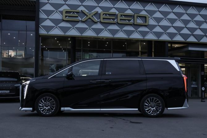 GAC M8 с пробегом 2023 года, цена 3 870 000 рублей, 64498 км, минивэн, Автокод Объявления