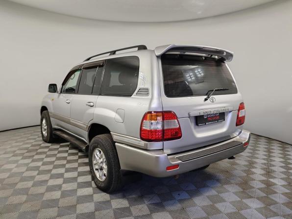 Toyota Land Cruiser 100 Series Рестайлинг 2 с пробегом 2007 года, цена 2 220 000 рублей, 240420 км, внедорожник, Автокод Объявления