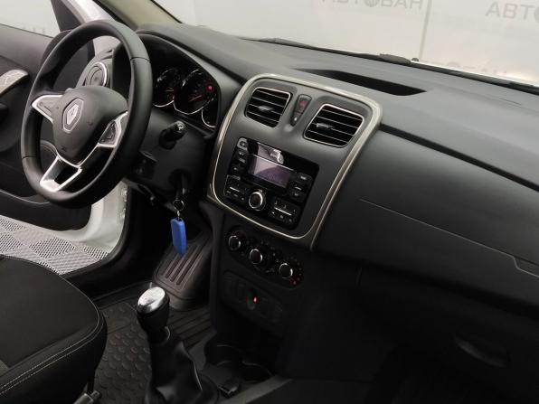 Renault Sandero II Рестайлинг с пробегом 2021 года, цена 1 250 000 рублей, 72525 км, хэтчбек, Автокод Объявления