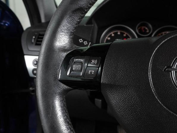Opel Astra H Рестайлинг с пробегом 2010 года, цена 699 000 рублей, 164784 км, хэтчбек, Автокод Объявления