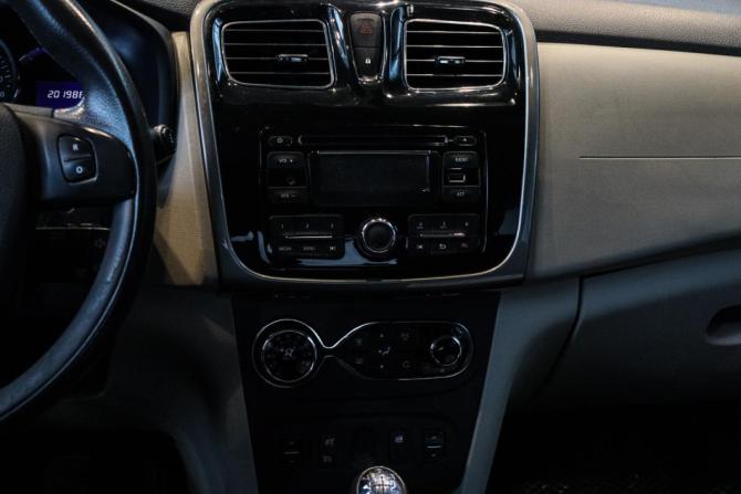 Renault Logan II с пробегом 2016 года, цена 750 000 рублей, 201984 км, седан, Автокод Объявления