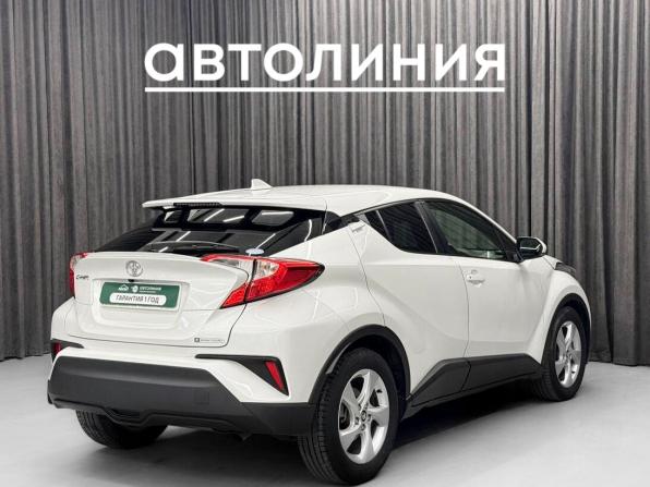 Toyota C-HR I Рестайлинг с пробегом 2019 года, цена 1 695 000 рублей, 150230 км, внедорожник, Автокод Объявления