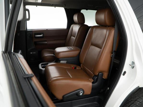 Toyota Sequoia II с пробегом 2012 года, цена 3 946 900 рублей, 160934 км, внедорожник, Автокод Объявления
