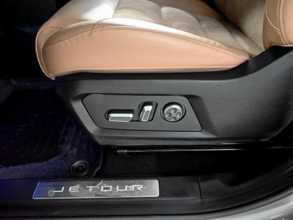 JETOUR T2 с пробегом 2024 года, цена 3 500 000 рублей, 46000 км, внедорожник, Автокод Объявления