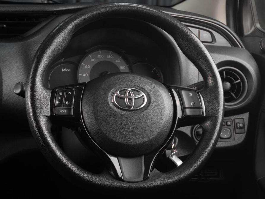 Toyota Vitz III (XP130) Рестайлинг 2 Тюмень  - изображение 15