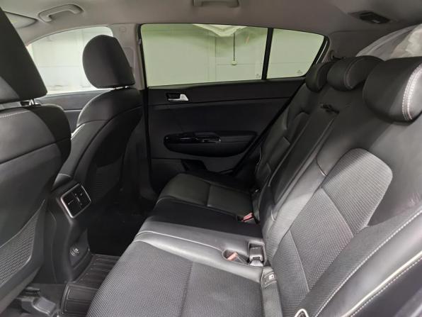 Kia Sportage IV Рестайлинг с пробегом 2021 года, цена 2 900 000 рублей, 127141 км, внедорожник, Автокод Объявления