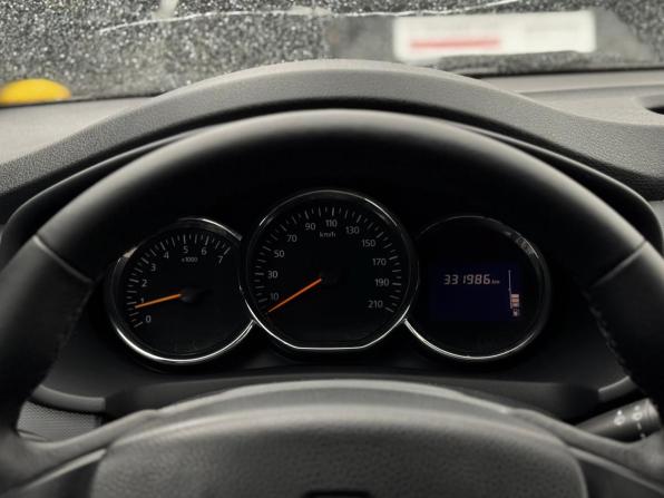 Renault Logan II с пробегом 2015 года, цена 479 000 рублей, 331986 км, седан, Автокод Объявления