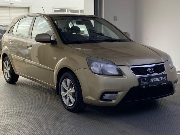 Kia Rio II Рестайлинг с пробегом 2011 года, цена 625 000 рублей, 236639 км, хэтчбек, Автокод Объявления
