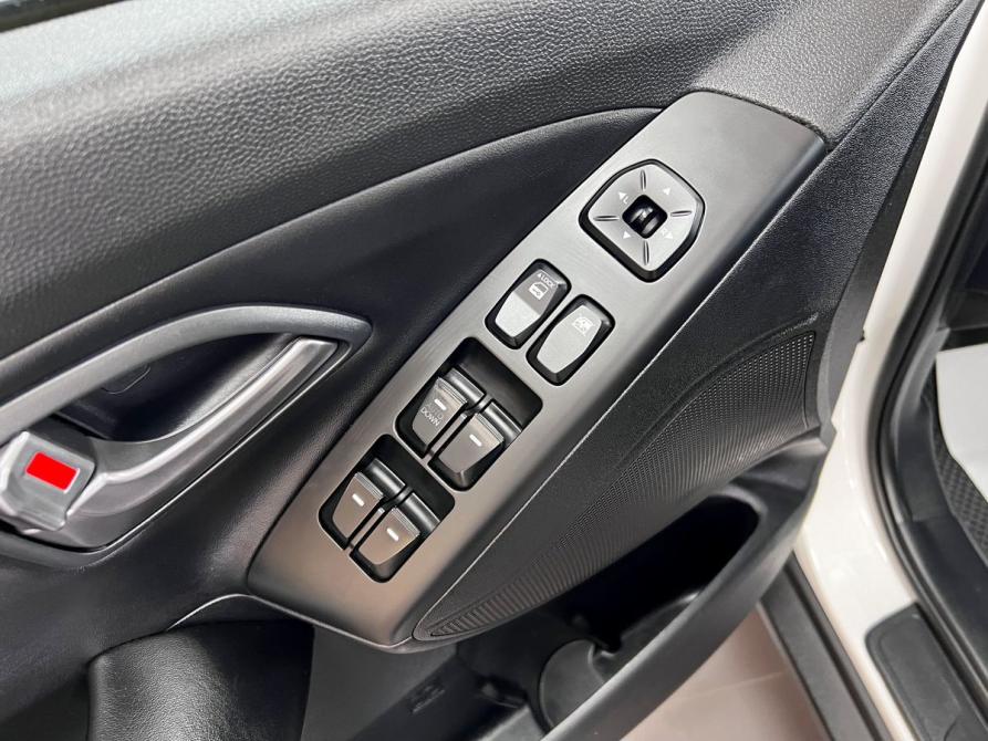 Hyundai ix35 I Рестайлинг Тверь  - изображение 14