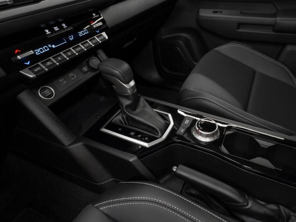 Mitsubishi L200 VI с пробегом 2025 года, цена 5 400 000 рублей, 50 км, пикап, Автокод Объявления