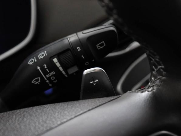 Hyundai Santa Fe IV Рестайлинг с пробегом 2021 года, цена 3 150 000 рублей, 60000 км, внедорожник, Автокод Объявления