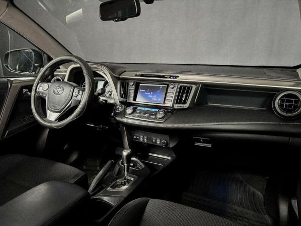 Toyota RAV4 IV (XA40) Рестайлинг с пробегом 2017 года, цена 2 300 000 рублей, 127516 км, внедорожник, Автокод Объявления