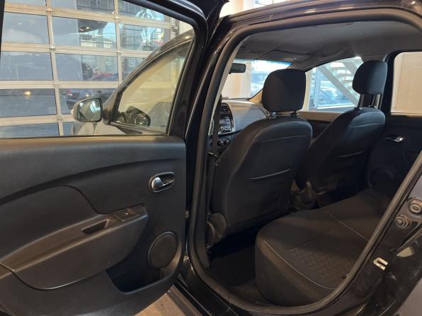 Renault Logan II с пробегом 2015 года, цена 469 000 рублей, 245507 км, седан, Автокод Объявления