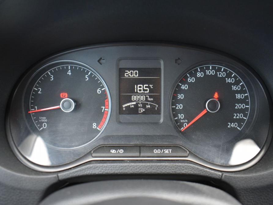 Volkswagen Polo V Рестайлинг Мурманск  - изображение 7