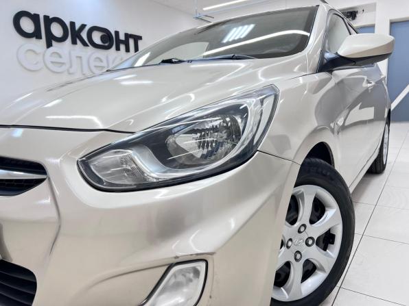 Hyundai Solaris I с пробегом 2011 года, цена 625 000 рублей, 163320 км, хэтчбек, Автокод Объявления