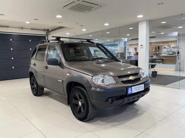 Chevrolet Niva I Рестайлинг с пробегом 2014 года, цена 575 000 рублей, 204345 км, внедорожник, Автокод Объявления