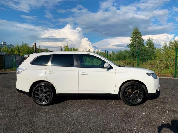 Mitsubishi Outlander III с пробегом 2012 года, цена 1 230 000 рублей, 215876 км, внедорожник, Автокод Объявления