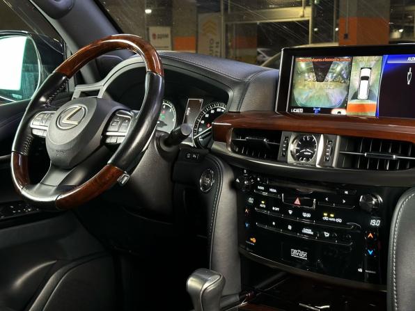Lexus LX III Рестайлинг 2 с пробегом 2016 года, цена 6 500 000 рублей, 168802 км, внедорожник, Автокод Объявления