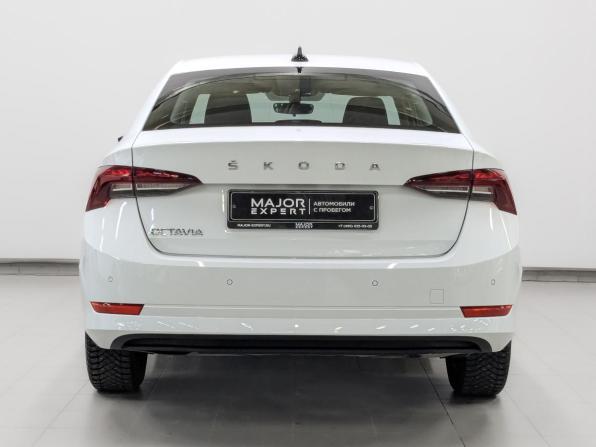 Skoda Octavia IV (A8) с пробегом 2021 года, цена 2 315 000 рублей, 81965 км, лифтбек, Автокод Объявления