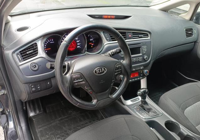 Kia Ceed II Рестайлинг с пробегом 2018 года, цена 1 299 000 рублей, 82659 км, универсал, Автокод Объявления