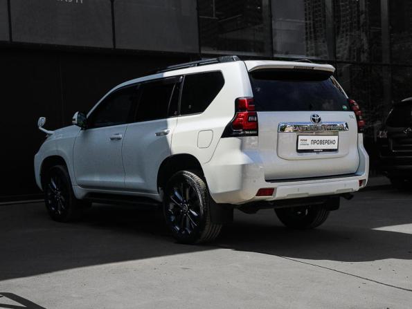 Toyota Land Cruiser Prado 150 Series Рестайлинг 2 с пробегом 2018 года, цена 4 200 000 рублей, 119024 км, внедорожник, Автокод Объявления