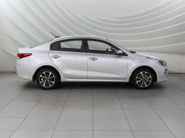 Kia Rio IV с пробегом 2017 года, цена 1 468 000 рублей, 90930 км, седан, Автокод Объявления