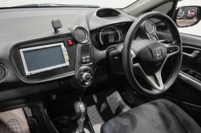 Honda Insight II с пробегом 2010 года, цена 849 000 рублей, 185000 км, хэтчбек, Автокод Объявления