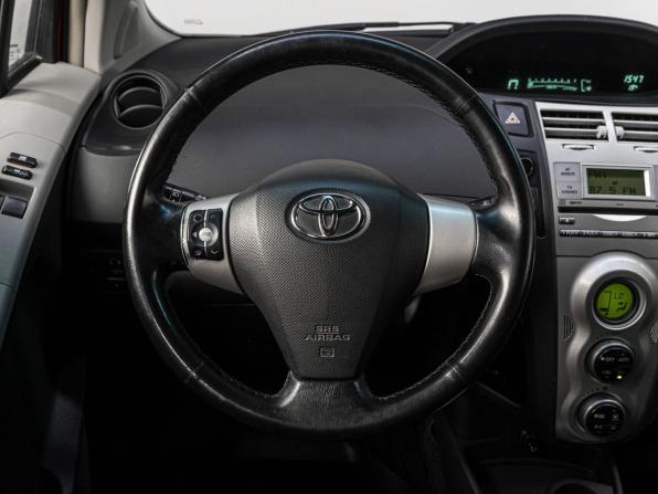 Toyota Yaris II с пробегом 2007 года, цена 599 000 рублей, 149285 км, хэтчбек, Автокод Объявления