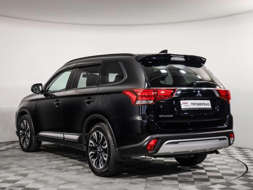 Mitsubishi Outlander III Рестайлинг 3 Санкт-Петербург  - изображение 7
