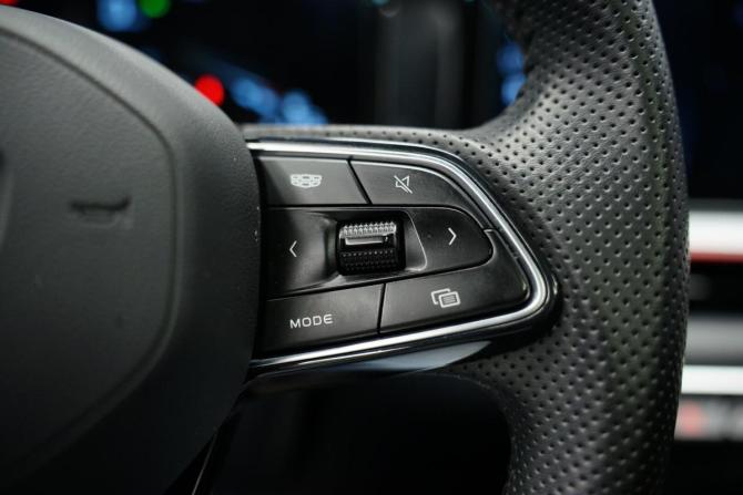 Geely Coolray I Рестайлинг с пробегом 2024 года, цена 2 240 000 рублей, 27000 км, внедорожник, Автокод Объявления