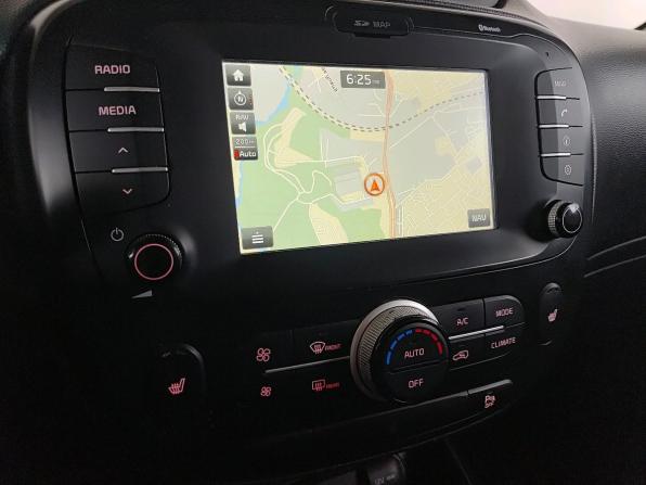 Kia Soul II Рестайлинг с пробегом 2018 года, цена 1 650 000 рублей, 111712 км, хэтчбек, Автокод Объявления